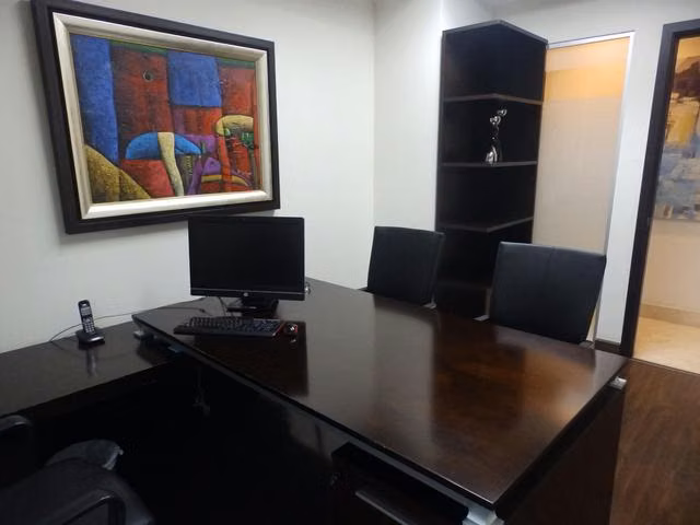 SE VENDE FUNCIONAL OFICINA 26CDY7220