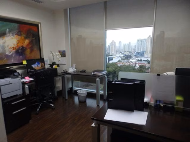 SE VENDE FUNCIONAL OFICINA 26CDY7220