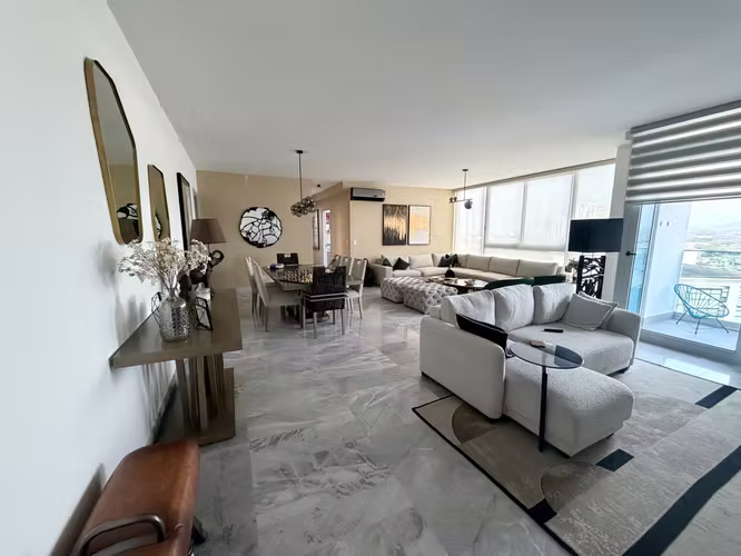 Elegante y moderno apartamento amoblado para alquiler en Santa Maria