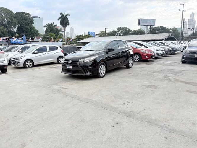 Toyota Yaris 2016