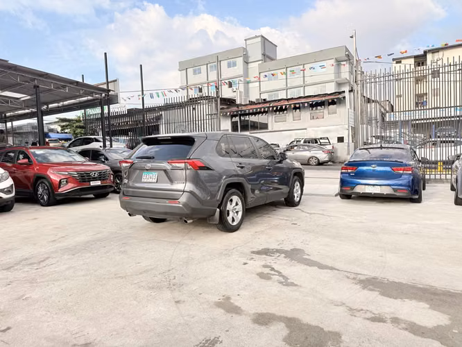Toyota Rav 4 2020 - Imagen 4