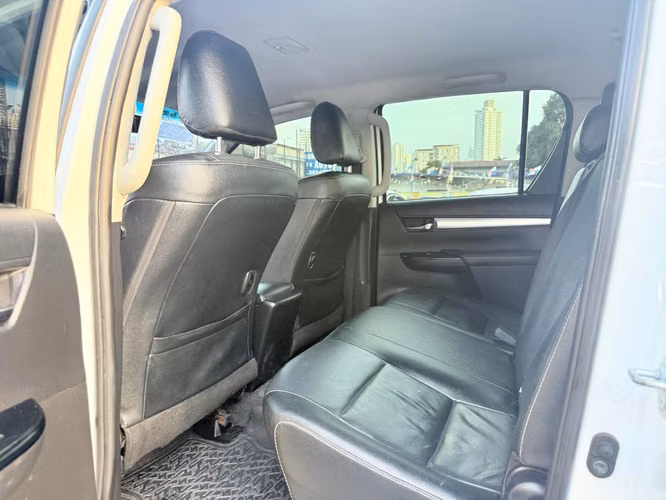 Toyota Hilux 2021 - Imagen 6