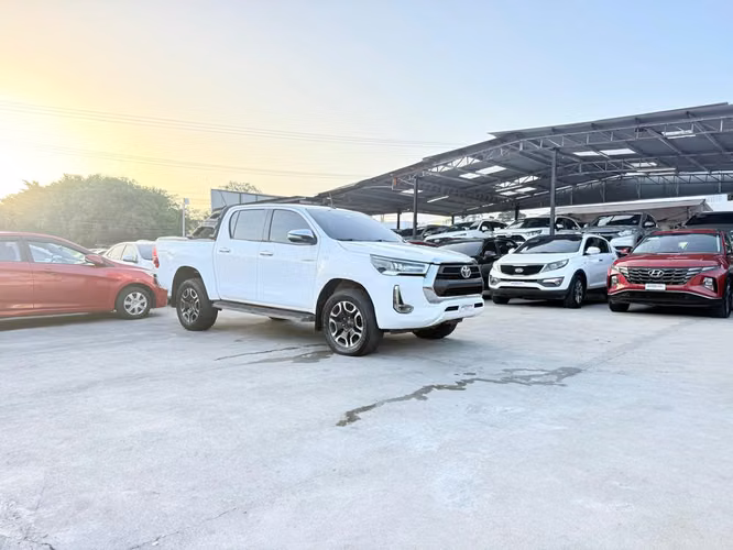 Toyota Hilux 2021 - Imagen 2