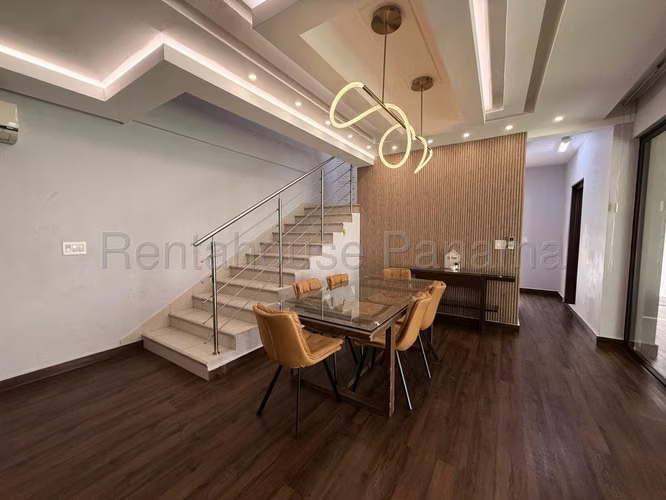 Casa en alquiler de 286m2 en Panama Pacifico AMD