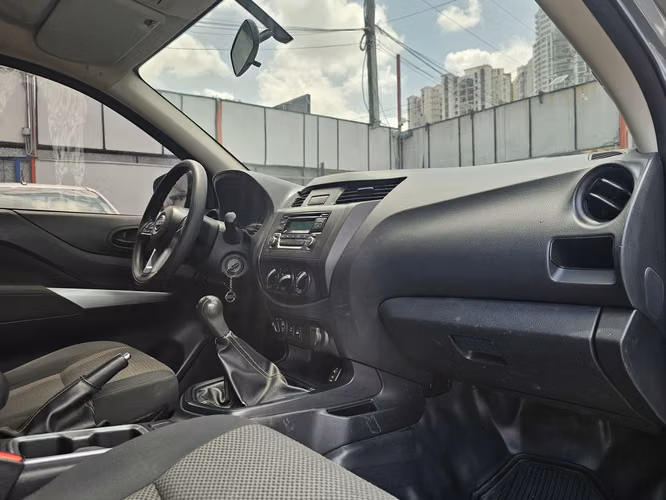 Nissan Frontier NP - Imagen 10