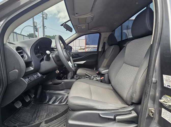 Nissan Frontier NP - Imagen 9