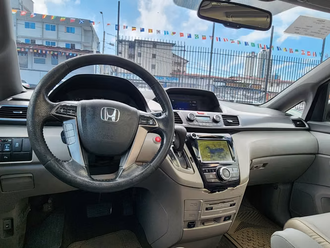 Honda Odyssey 2014 - Imagen 14