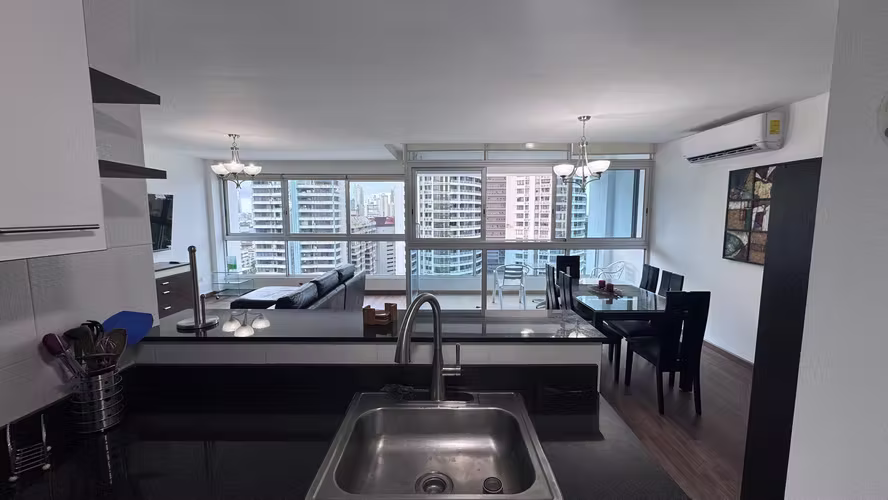 Apartamento en Venta en Avenida Balboa. PH BAYFRONT. 26LDC8280