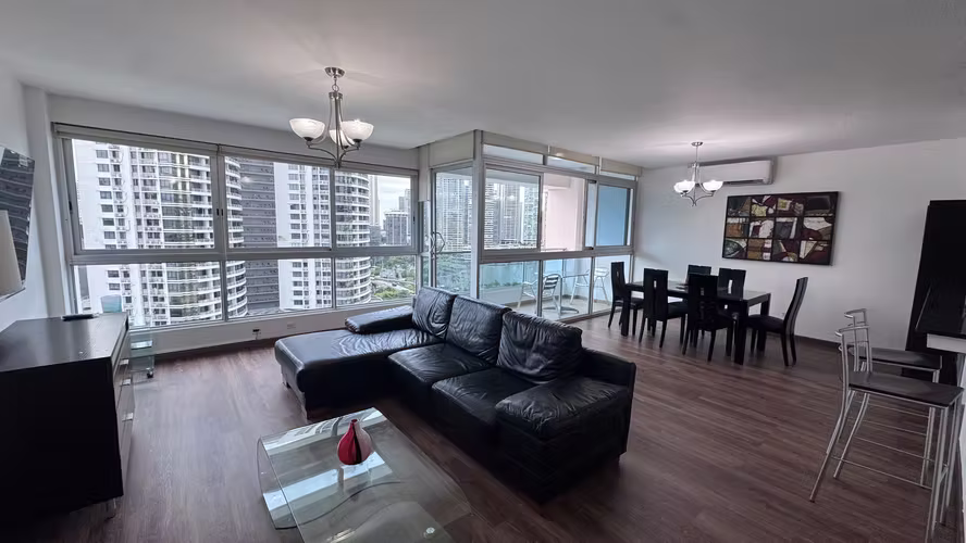 Apartamento en Venta en Avenida Balboa. PH BAYFRONT. 26LDC8280