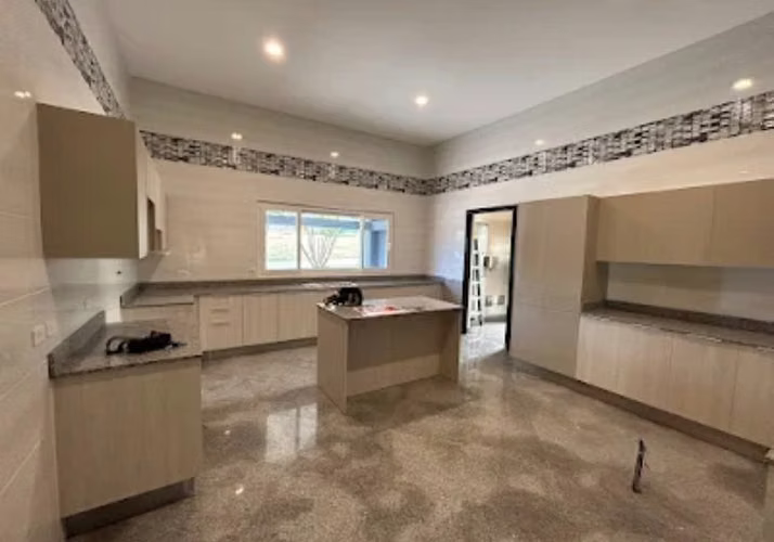 Venta – Casa en Club de Golf de Panamá, Brisas del Golf