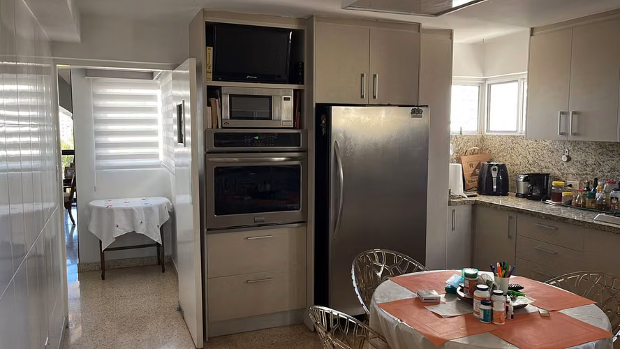 Vendo amplio apartamento en el Carmen - Imagen 3