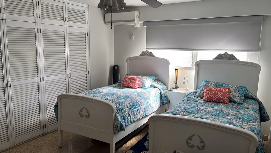 Vendo amplio apartamento en el Carmen - Imagen 4