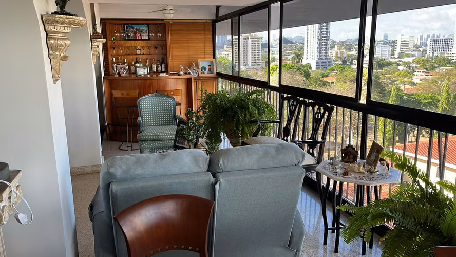 Vendo amplio apartamento en el Carmen - Imagen 2