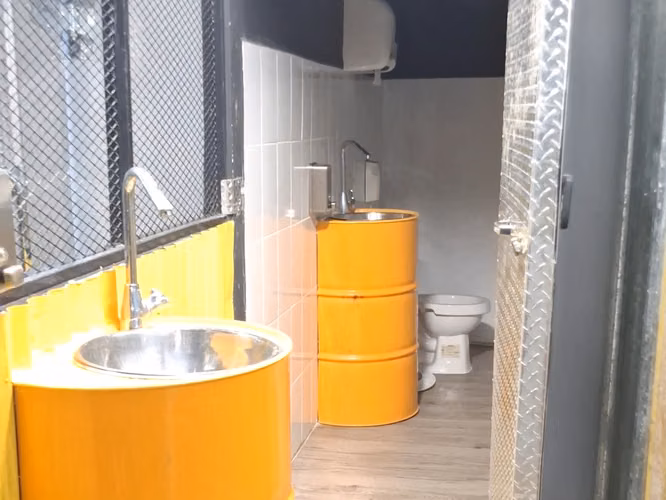 ALQUILER LOCAL AV SANTA ELENA 27ML546