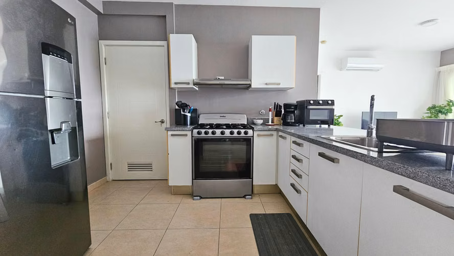 SE ALQUILA APARTAMENTO AMOBLADO PH WATERS CLIENTES DIRECTOS