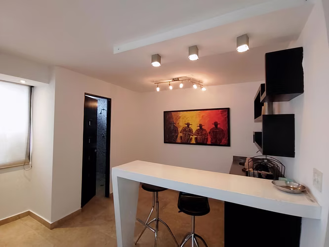 Apartment in Marbella | 3 Bedrooms + 2 Parking Spaces | PH Torres Ebbelle | US$230,000