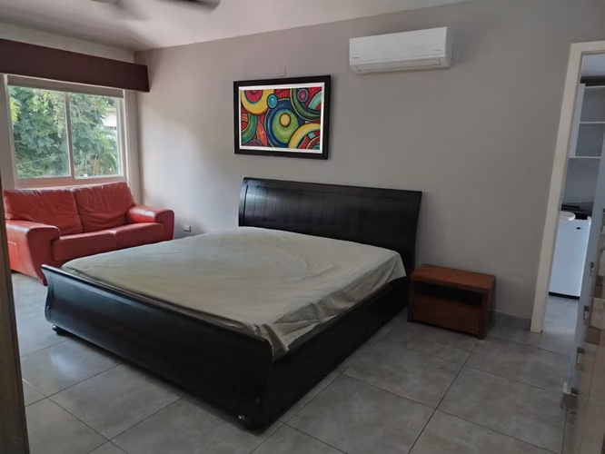 Alquilo Apto Estudio Amoblado en Balboa Ancón DC