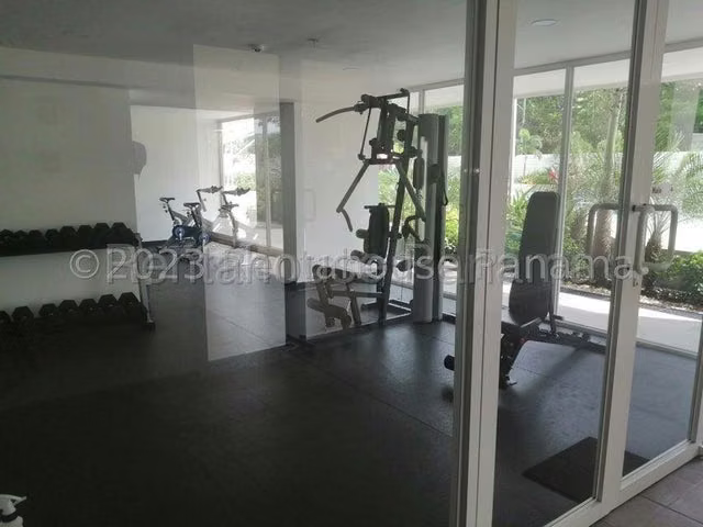 Alquiler de Apartamento en Brisas del Golf  26LBR2937