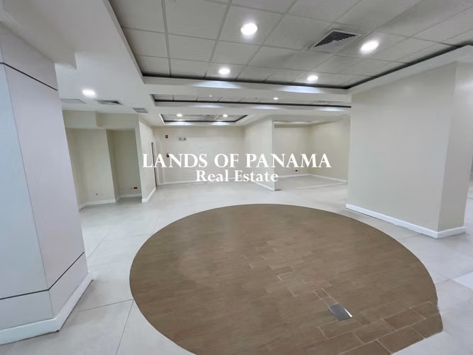 COMMERCIAL SPACE FOR RENT – VIA ESPAÑA