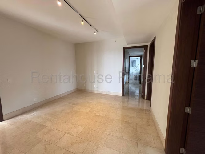 Apartamento en Santa María - Venta