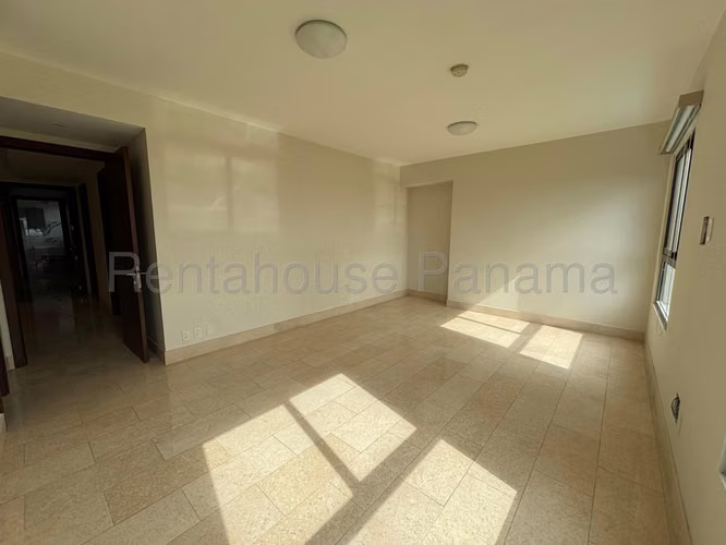 Apartamento en Santa María - Venta