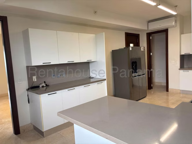 Apartamento en Santa María - Venta