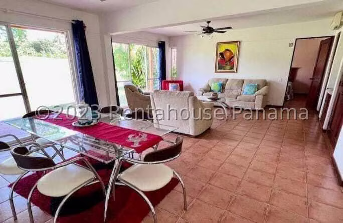 House in Playa Blanca - Sale