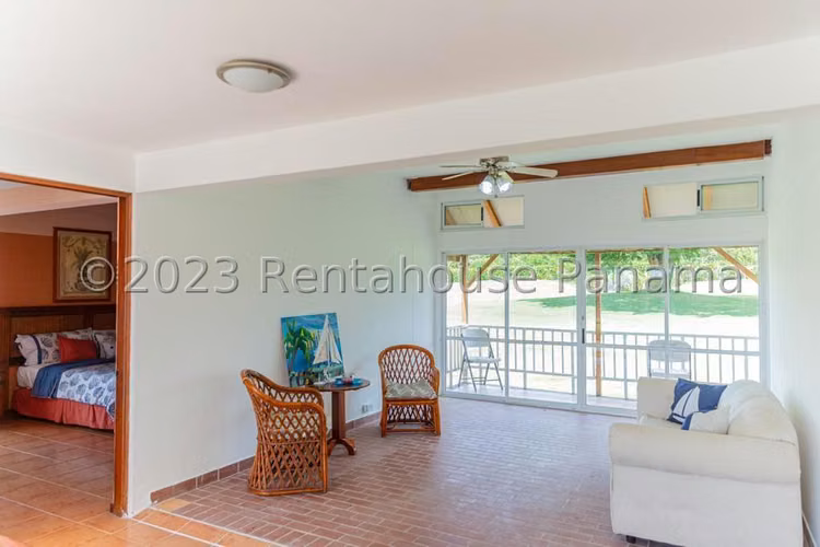 Casa en Playa Blanca - Venta