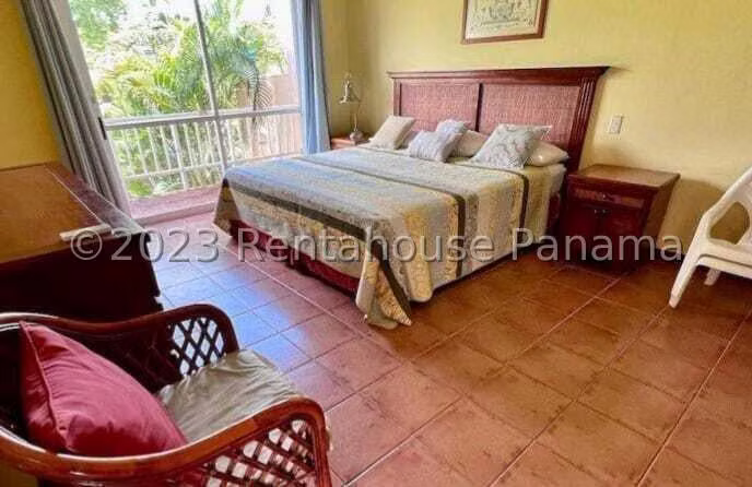 Casa en Playa Blanca - Venta