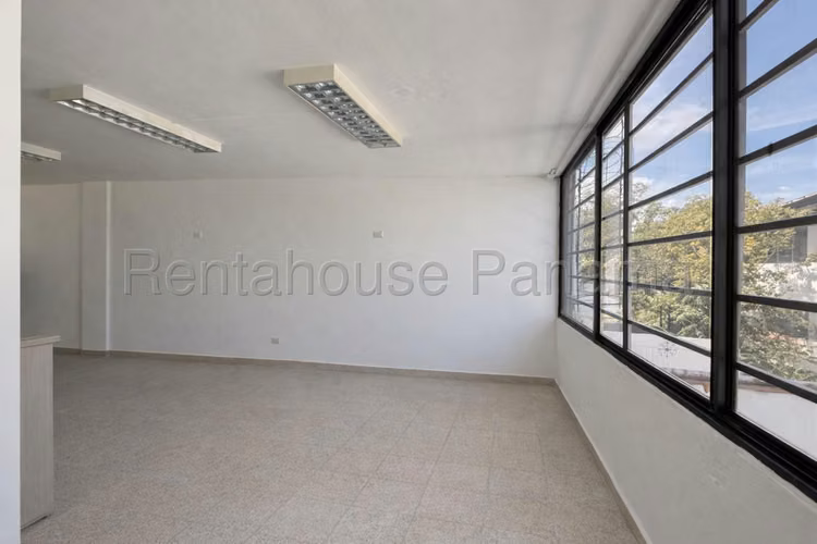 Casa en Venta en La Alameda. 27-332.