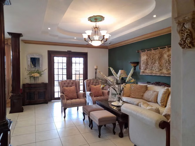 Casa en Venta en El Bosque. 27-329.