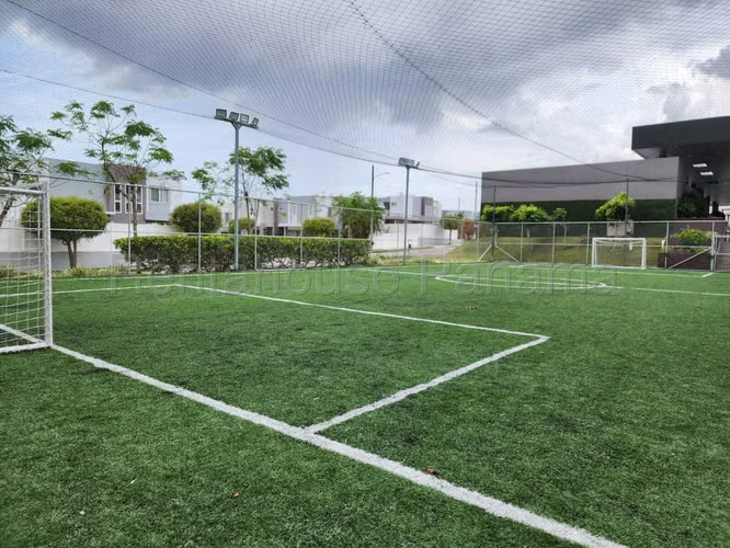 Vendo Casa en Ph Augusta en Paseo del Norte. Haga su Oferta!!! - Imagen 16