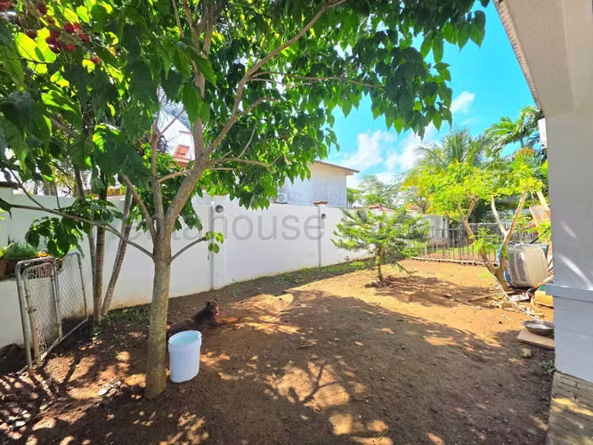 Venta Casa Las Cumbres - YD