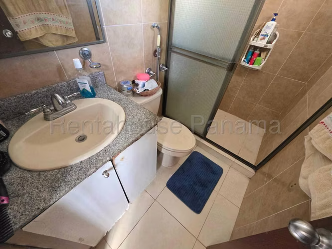 Venta Casa Las Cumbres - YD
