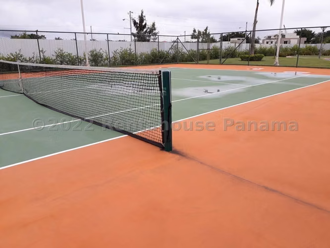 Casa en Venta en Costa Sur AFC 26-6003