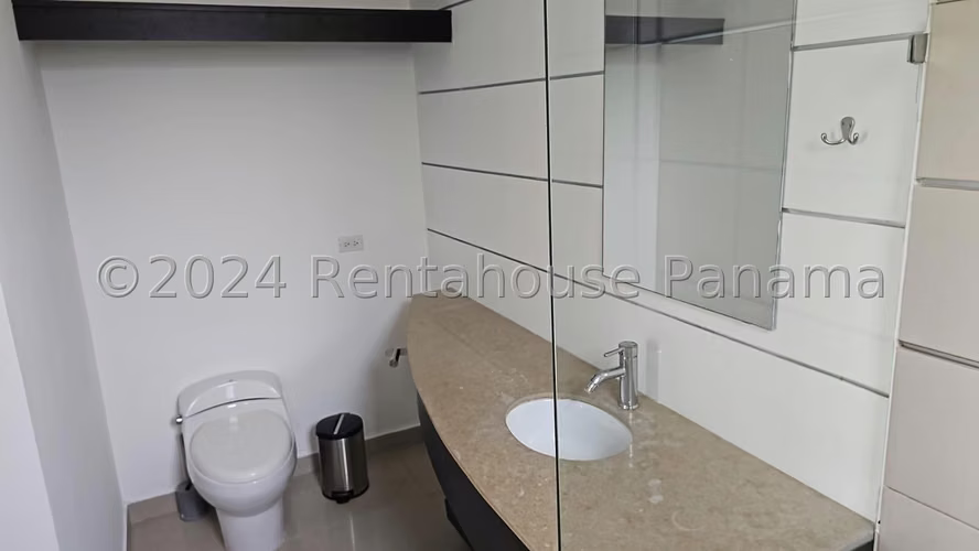 Casa en Venta en Costa Sur AFC 26-6003