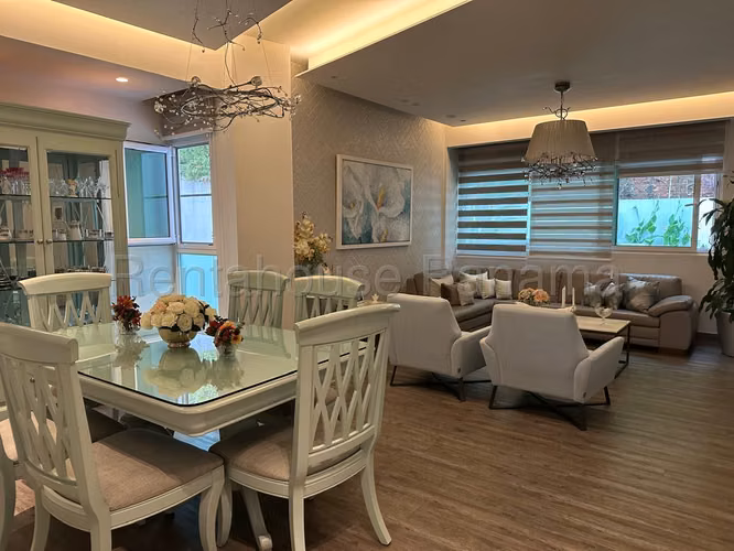 Casa en Venta en Altos de Panama AFC 26-3155