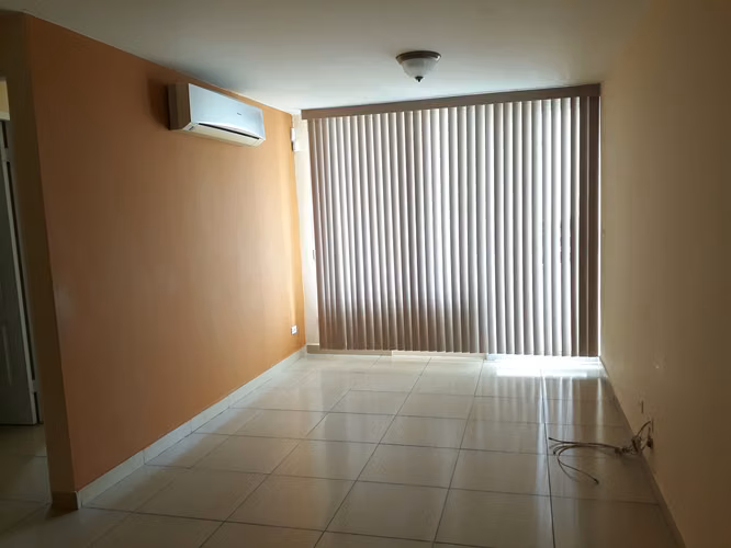 SE VENDE GANGA APARTAMENTO PH SUNFLOWER CARRASQUILLA 2 HABITACIONES