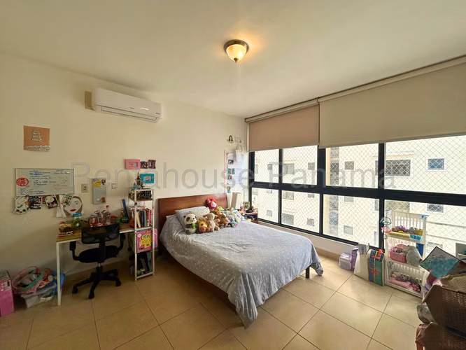 Se Vende Apartamento en Costa del Este YDU