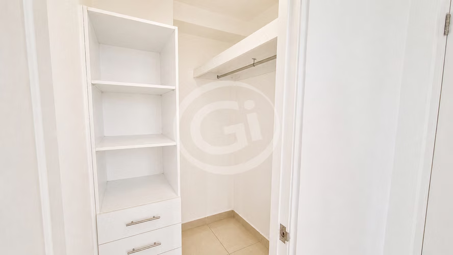 Remate Bancario Venta Apartamento San Francisco Bay Torre 500. Negociable