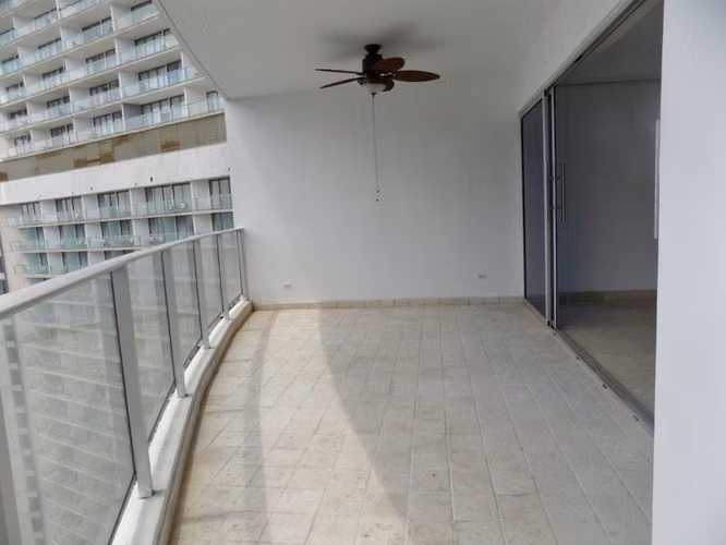 Alquiler | PH Pacific Village – Punta Pacífica Linea Blanca MR27-296