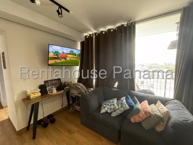 Vendo Apartamento en Via España KA25-3664