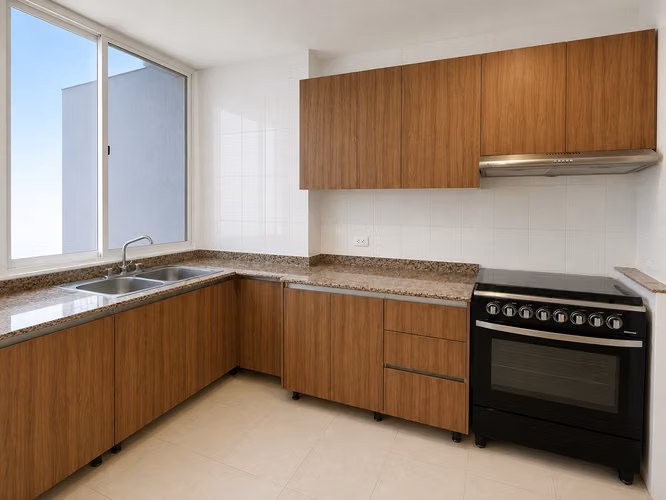 APARTAMENTO 4HAB EL CANGREJO PH ATLANTIS