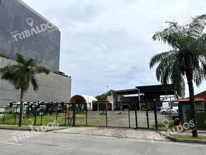 Sale of Land in Santa María District
