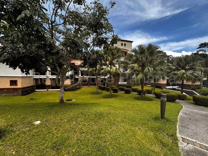 Venta de Apartamento con Línea blanca en Clayton Ph Embassy Club EC