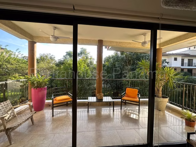 Venta de Apartamento con Línea blanca en Clayton Ph Embassy Club EC