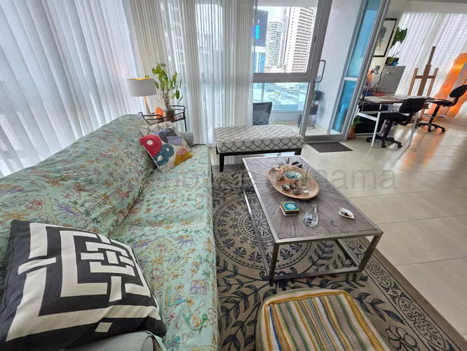 Venta de Apartamento en Avenida Balboa Ph Grandbay Tower Solo Cliente Directo MC