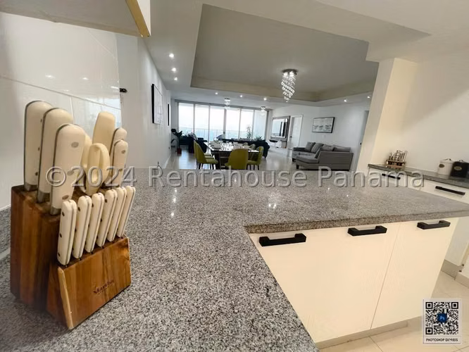 RR VENTA DE APARTAMENTO EN AVENIDA BALBOA PH WATERS ON THE BAY