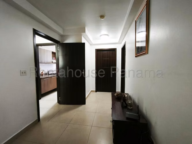 Apartamento en Venta en Condado del Rey JG