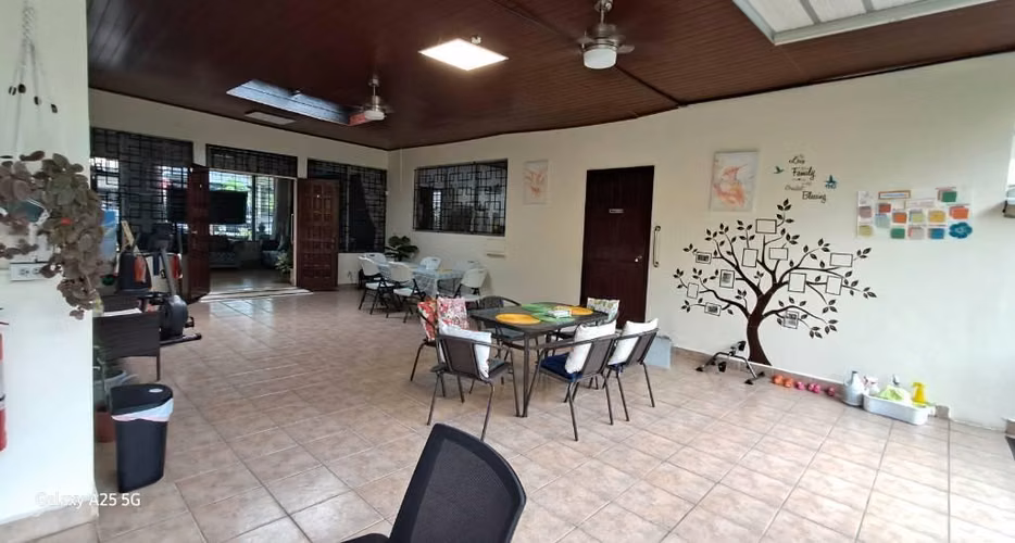 CASA EN SAN FRANCISCO/ PARA LA VENTA $950,000.  /